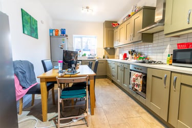 5 bed house, Simonside Terrace, Heaton, Newcastle, NE65JY - Image 3